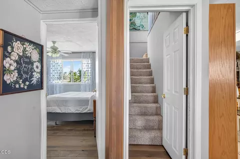 Entry Way - 21485 Modoc Ln, Bend, OR 97702 photo 3 of 3