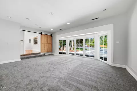Living - 2245 NE Shepard Rd, Bend, OR 97701 photo 4 of 4