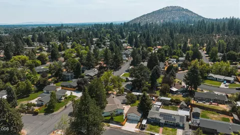 View/Area - 2245 NE Shepard Rd, Bend, OR 97701 photo 4 of 5