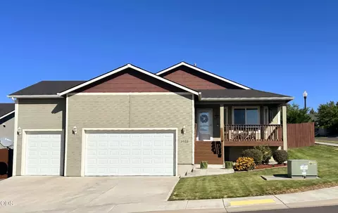 5103 Aster Ln, Klamath Falls, OR 97601