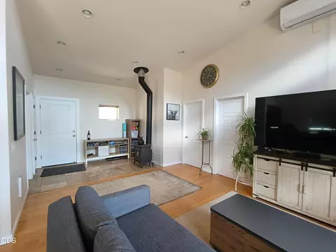 Living - 1206 Upper Powell Creek Rd, Williams, OR 97544 photo 2 of 4