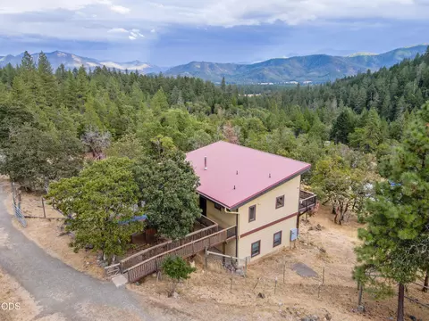 Exterior - 1206 Upper Powell Creek Rd, Williams, OR 97544 photo 4 of 15