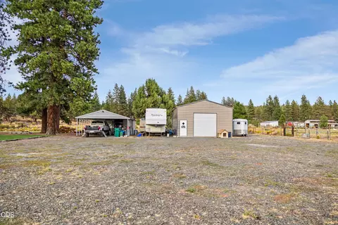 Exterior - 5515 Bufflehead Dr, Bonanza, OR 97623 photo 6 of 13