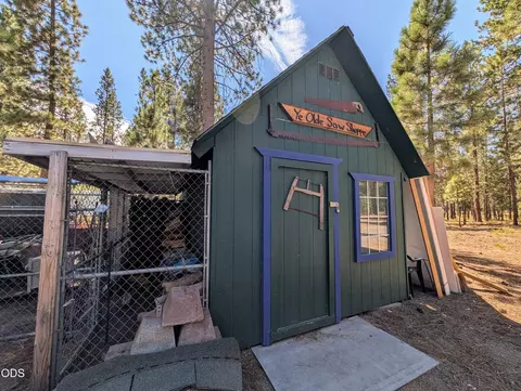Exterior - 153133 Hackamore Ln, La Pine, OR 97739 photo 5 of 5