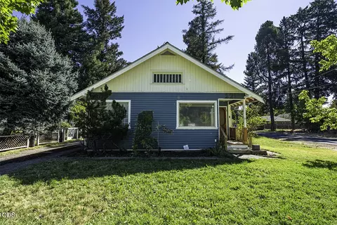 221 Vancouver Ave, Medford, OR 97504