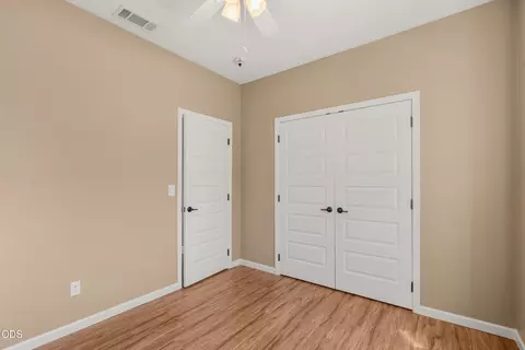 Bedroom - 642 Sheffield Dr, Eagle Point, OR 97524 photo 3 of 7