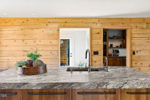 Kitchen - 22311 Mcardle Rd, Bend, OR 97702 photo 4 of 14