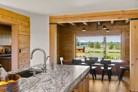 Dining - 22311 Mcardle Rd, Bend, OR 97702 photo 2 of 5