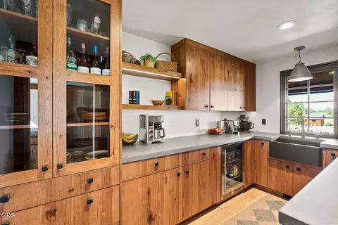 Kitchen - 22311 Mcardle Rd, Bend, OR 97702 photo 8 of 14