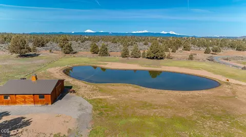View/Area - 22311 Mcardle Rd, Bend, OR 97702 photo 5 of 8