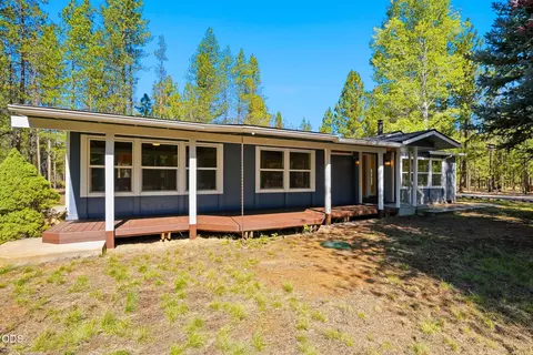 Exterior - 50858 Fawn Loop, La Pine, OR 97739 photo 3 of 8