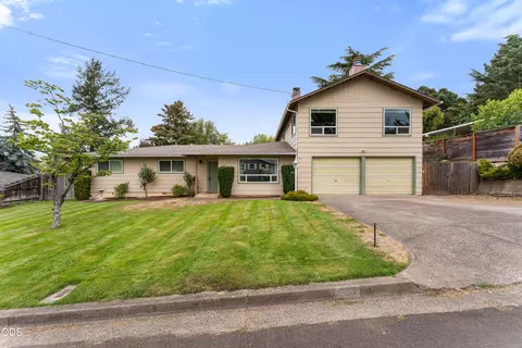 1058 Linda Ave, Ashland, OR 97520