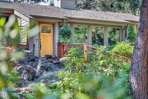 Exterior - 770 NW Broken Arrow Rd, Bend, OR 97703 photo 3 of 13