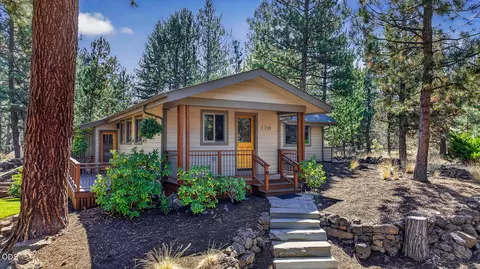 Exterior - 770 NW Broken Arrow Rd, Bend, OR 97703 photo 5 of 13