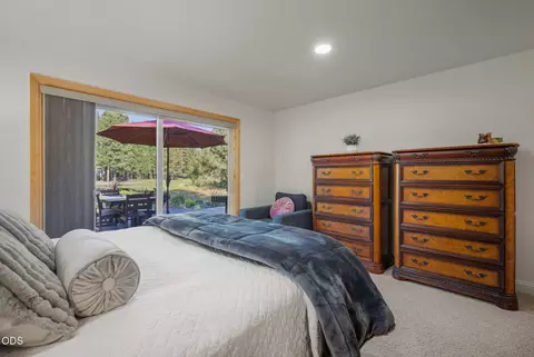 Bedroom - 60780 Currant Way, Bend, OR 97702 photo 6 of 8