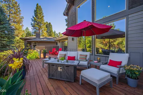 Exterior - 60780 Currant Way, Bend, OR 97702 photo 7 of 17