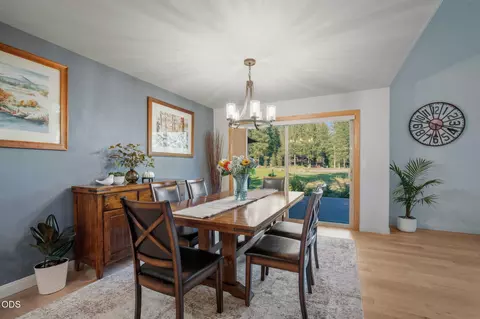 Dining - 60780 Currant Way, Bend, OR 97702 photo 1 of 4