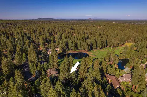 View/Area - 60780 Currant Way, Bend, OR 97702 photo 4 of 4