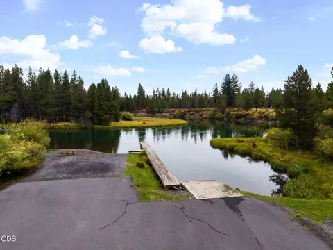 View/Area - 56256 Eider Rd, Bend, OR 97707 photo 8 of 11