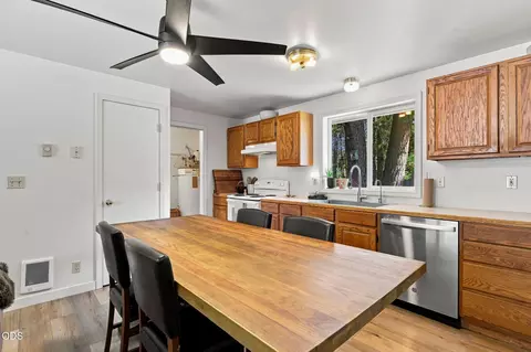 Kitchen - 56256 Eider Rd, Bend, OR 97707 photo 1 of 5