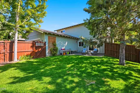 Exterior - 20256 Halfway Rd, Bend, OR 97703 photo 11 of 14
