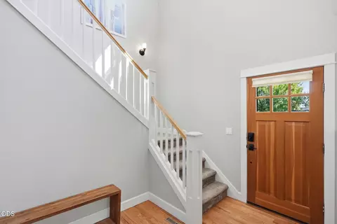 Entry Way - 20256 Halfway Rd, Bend, OR 97703 photo 1 of 4