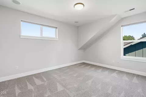 Bedroom - 20256 Halfway Rd, Bend, OR 97703 photo 4 of 4