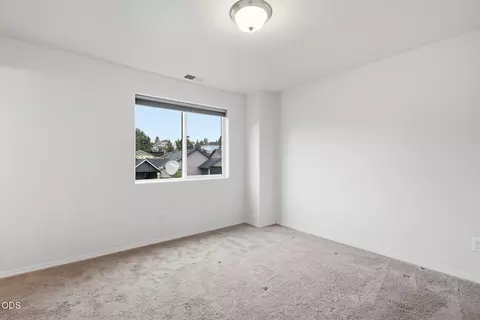 Bedroom - 2981 NE Roxy Pl, Bend, OR 97701 photo 1 of 6