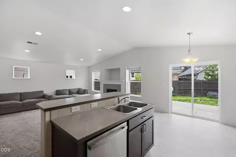 Kitchen - 2981 NE Roxy Pl, Bend, OR 97701 photo 3 of 3