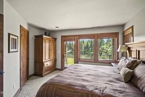Bedroom - 56680 Lunar Dr, Bend, OR 97707 photo 6 of 8
