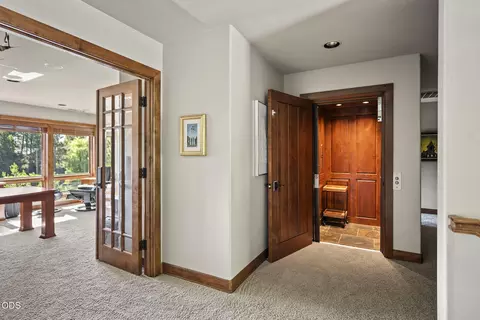Entry Way - 56680 Lunar Dr, Bend, OR 97707 photo 4 of 6