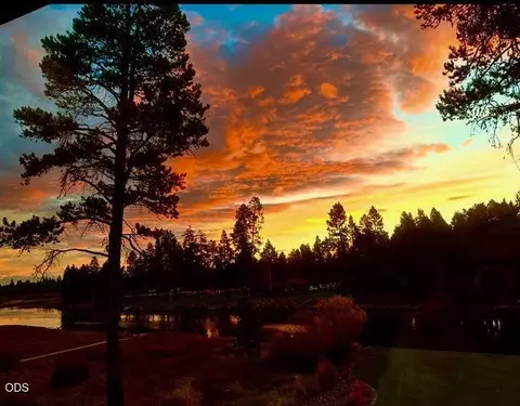56688 Lunar Dr, Bend, OR 97707 photo 15