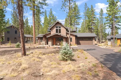Exterior - 18211 Basalt Ln, Bend, OR 97707 photo 1 of 11