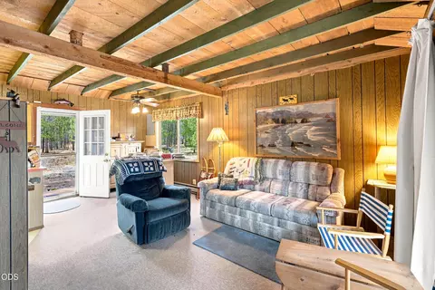 Living - 52216 Moose Rd, La Pine, OR 97739 photo 5 of 7