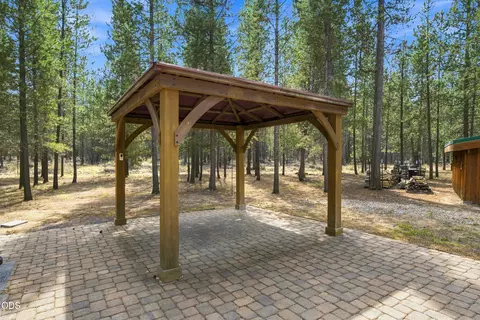 Exterior - 52216 Moose Rd, La Pine, OR 97739 photo 14 of 21