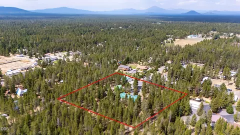 View/Area - 52216 Moose Rd, La Pine, OR 97739 photo 5 of 6