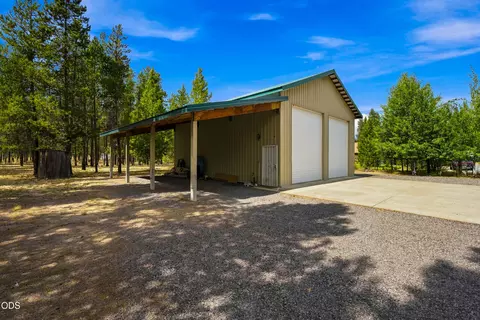 Exterior - 52216 Moose Rd, La Pine, OR 97739 photo 7 of 21