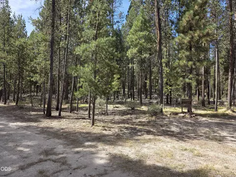 50429 Cascade St, La Pine, OR 97739 photo 5