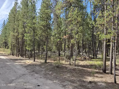 50429 Cascade St, La Pine, OR 97739 photo 4