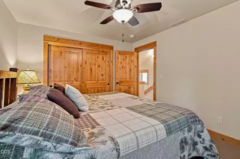 Bedroom - 56311 Fireglass Loop, Bend, OR 97707 photo 6 of 8