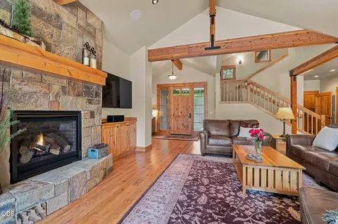 Living - 56311 Fireglass Loop, Bend, OR 97707 photo 4 of 5