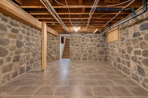 Other - 61859 Dobbin Rd, Bend, OR 97702 photo 7 of 12
