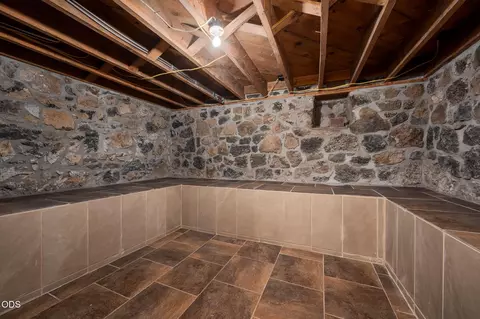 Other - 61859 Dobbin Rd, Bend, OR 97702 photo 8 of 12