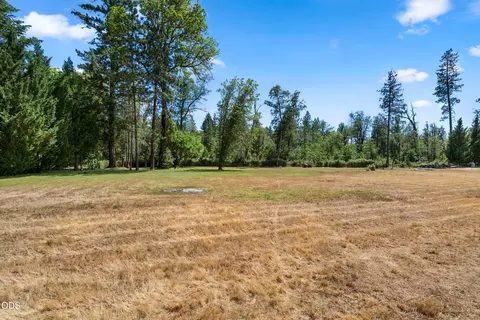 Exterior - 4551 Holland Loop Rd, Cave Junction, OR 97523 photo 10 of 22