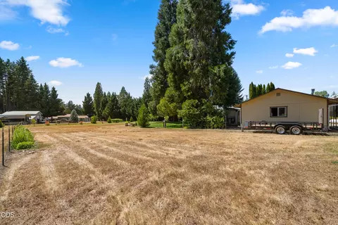 Exterior - 4551 Holland Loop Rd, Cave Junction, OR 97523 photo 21 of 22