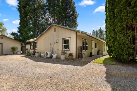Exterior - 4551 Holland Loop Rd, Cave Junction, OR 97523 photo 5 of 22