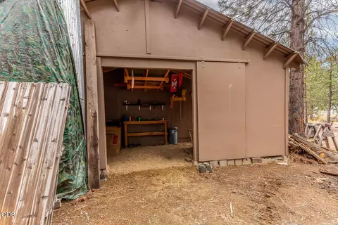 Exterior - 59865 Cheyenne Rd, Bend, OR 97702 photo 9 of 16
