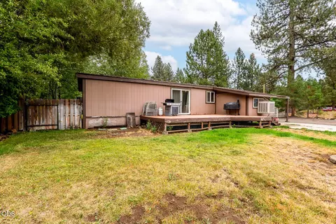 Exterior - 59865 Cheyenne Rd, Bend, OR 97702 photo 5 of 16
