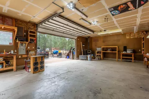 Other - 59865 Cheyenne Rd, Bend, OR 97702 photo 11 of 16