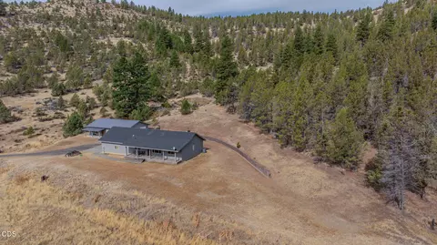 3335 NE Mckay Creek Rd, Prineville, OR 97754